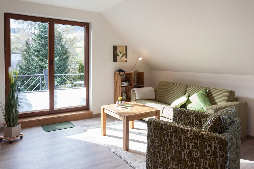 Haus Alexandra Inkl Meinecard Plus Willingen  Eksteriør billede